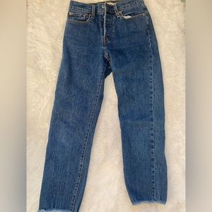 levi’s wedgie straight dark wash jean